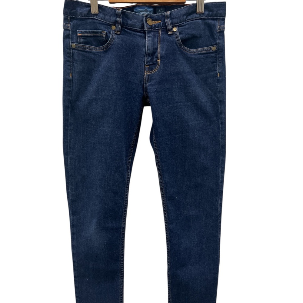 Classic Blue Women's Jeans - Picture 2 of 7